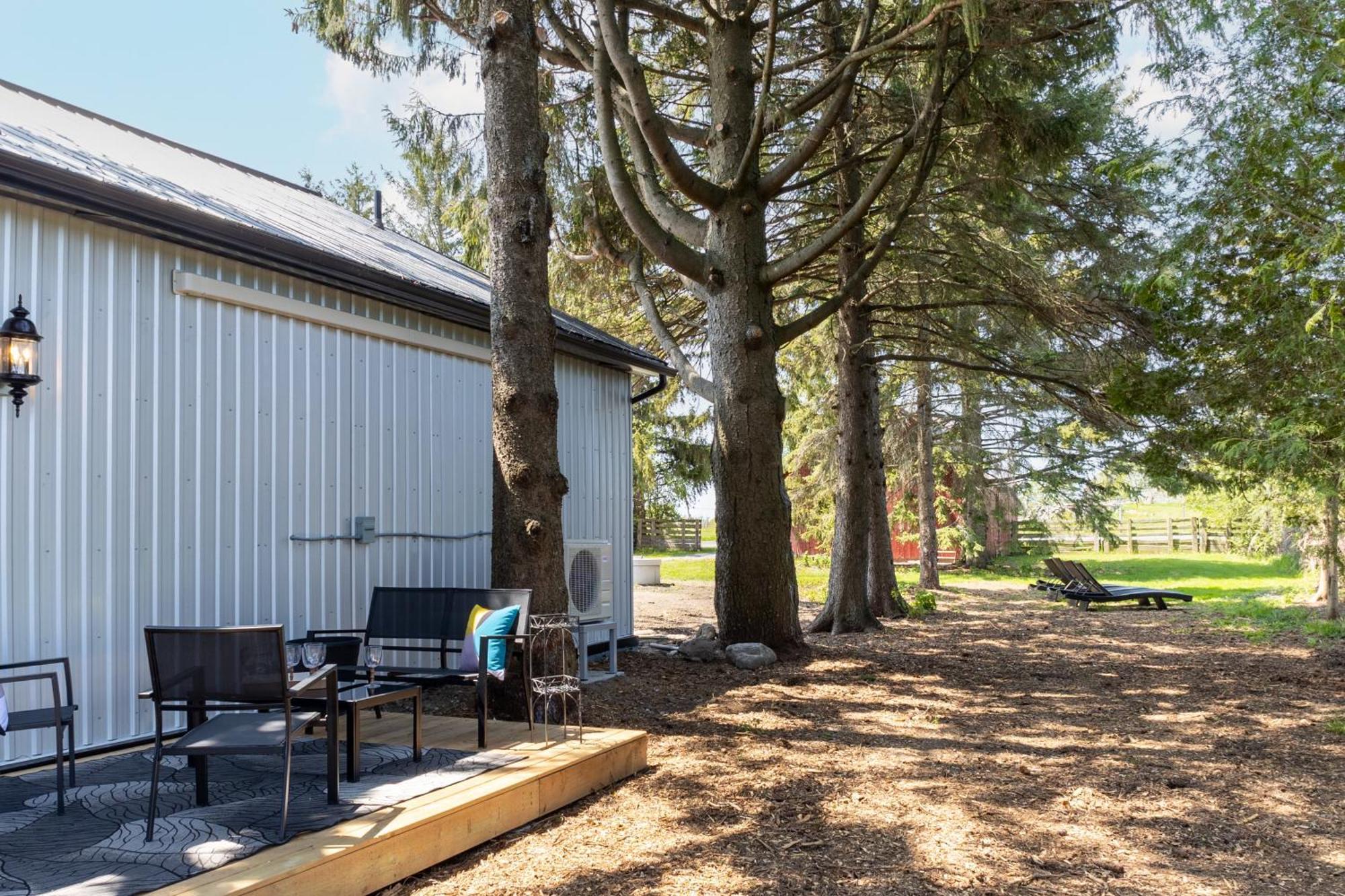 The Barns Of Brighton Near Prince Edward County Exterior photo